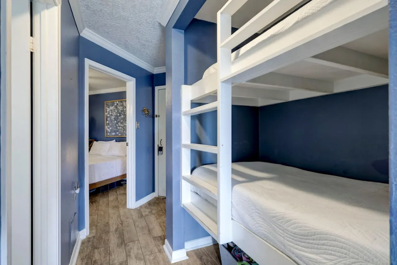 Beautiful Ocean Views at The Victorian 7
