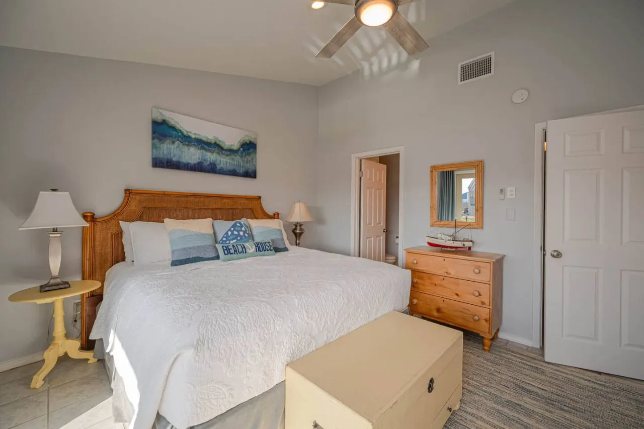 Seaside Cottage 3 bedrooms Waterfront by Rose 15