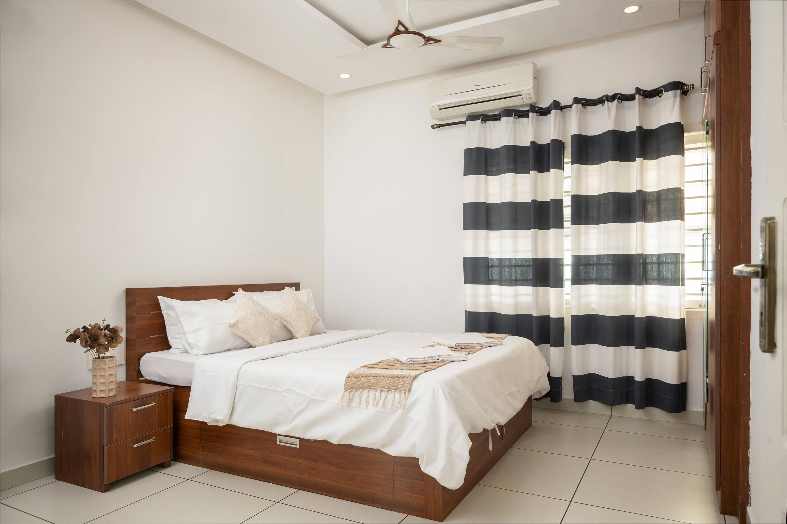 Bastiat Stays | Four Bedroom Villa In Kakkanad 11