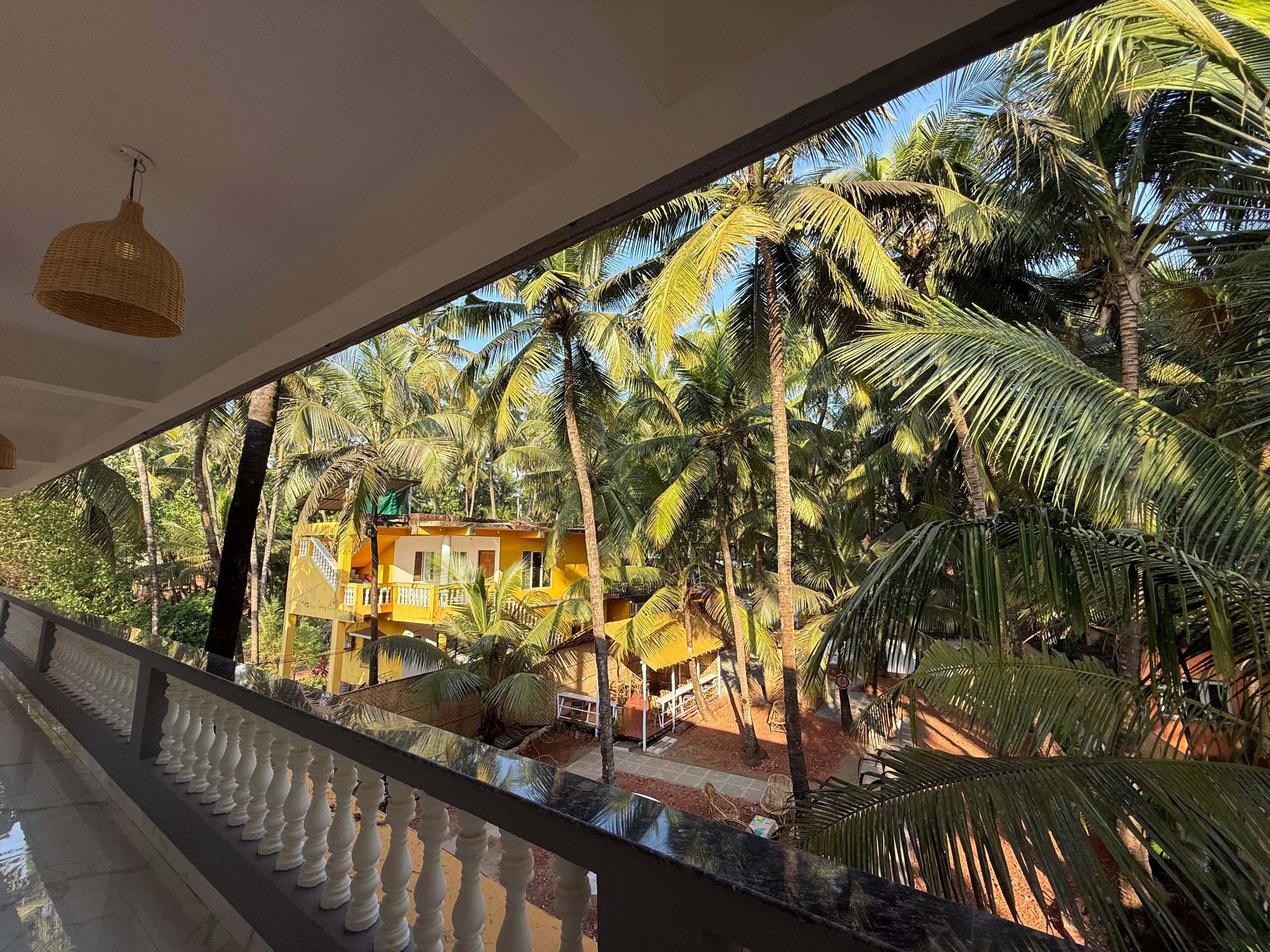 Salt & Coco-Boho King Room with Balcony near Beach 13