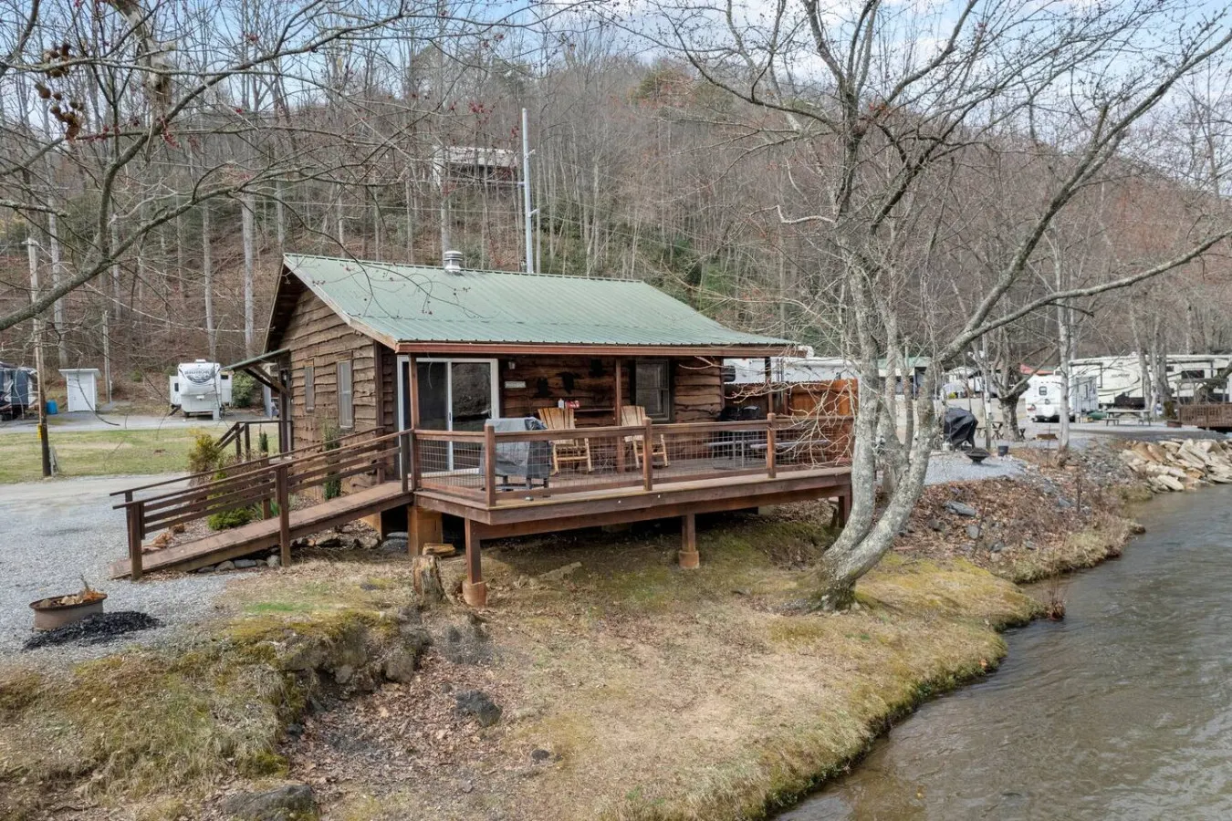 Riverfront Cabin Mtn Views, Fishing & Hiking 13