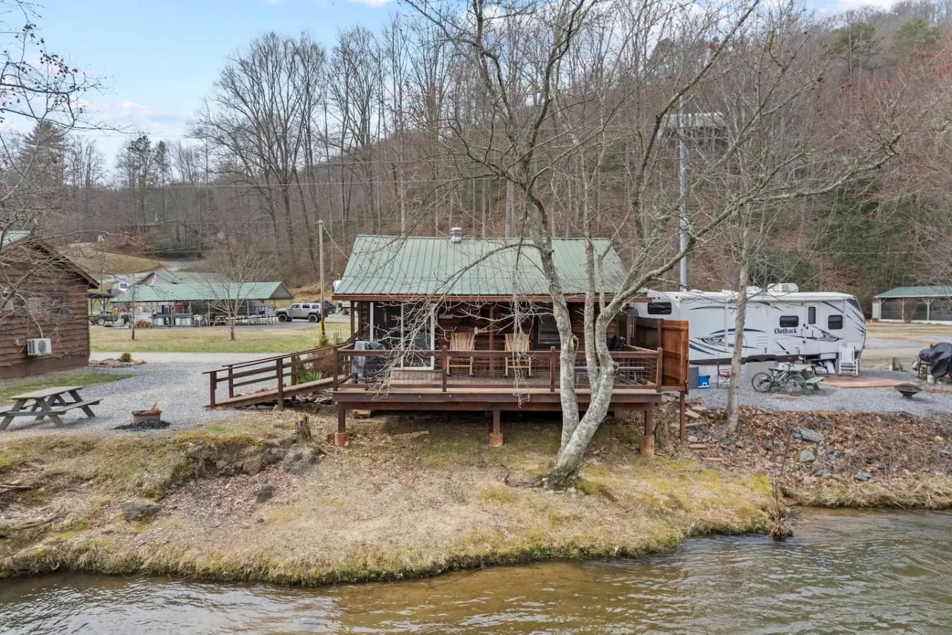 Riverfront Cabin Mtn Views, Fishing & Hiking 14