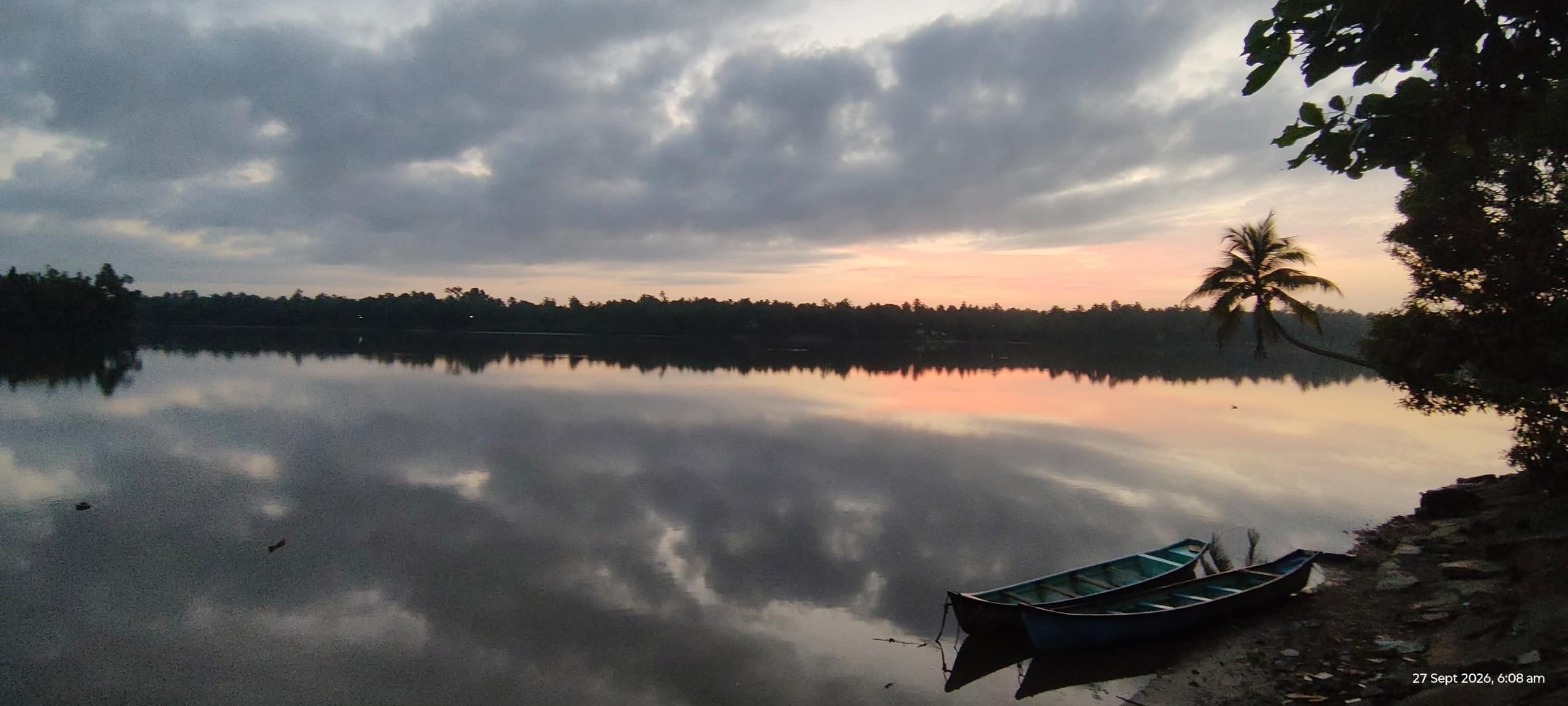 Swarna River front cottage,Relax & Unwind the View 20