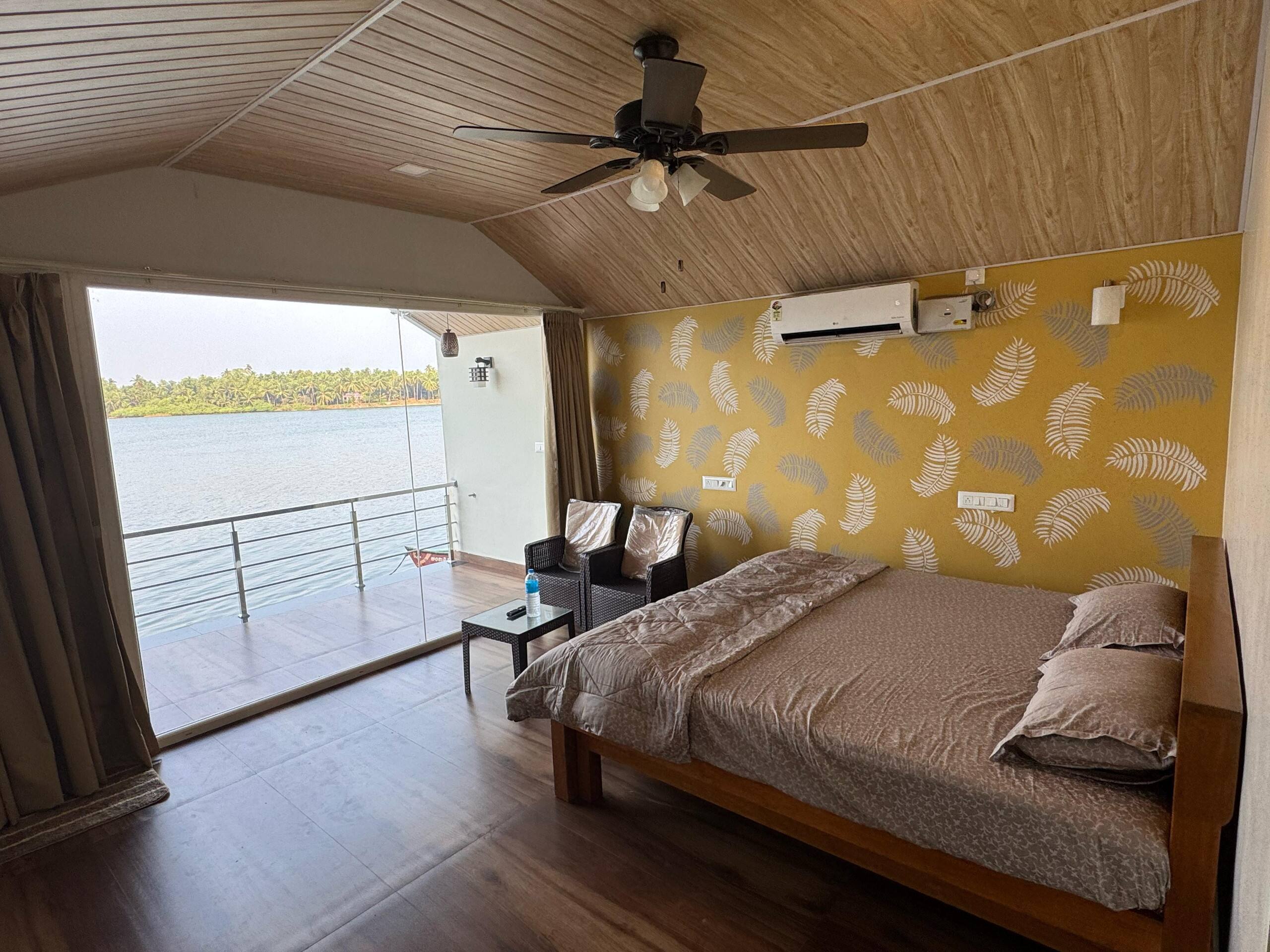 Swarna River front cottage,Relax & Unwind the View 9