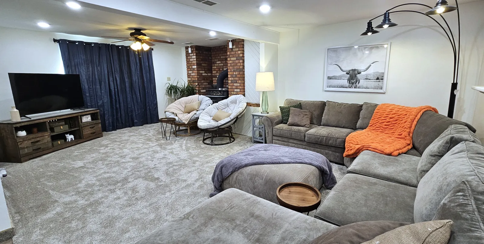 Hot Tub, Kitchen, 2 Bedroom, Washer/Dryer, Lower 3