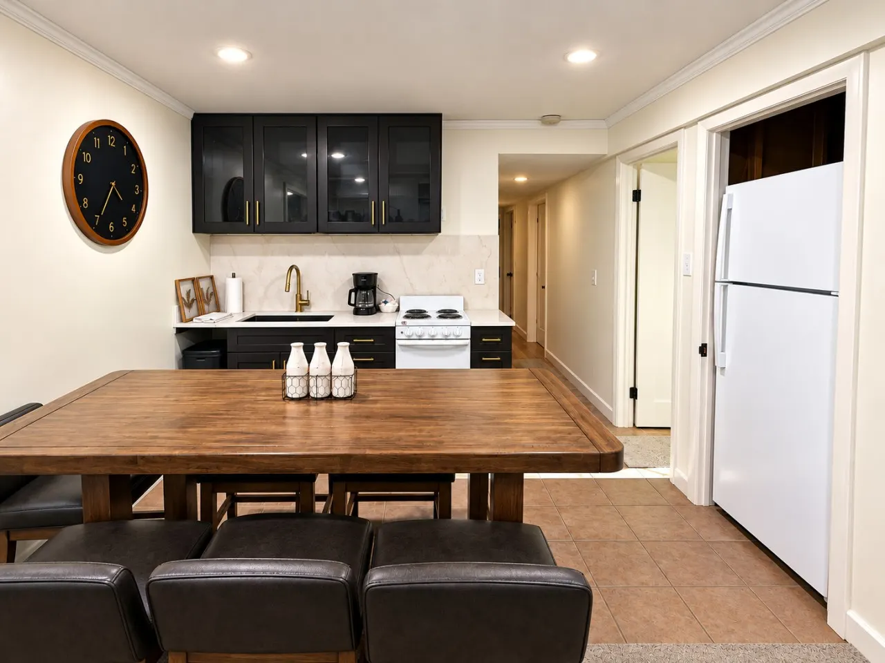 Hot Tub, Kitchen, 2 Bedroom, Washer/Dryer, Lower 6