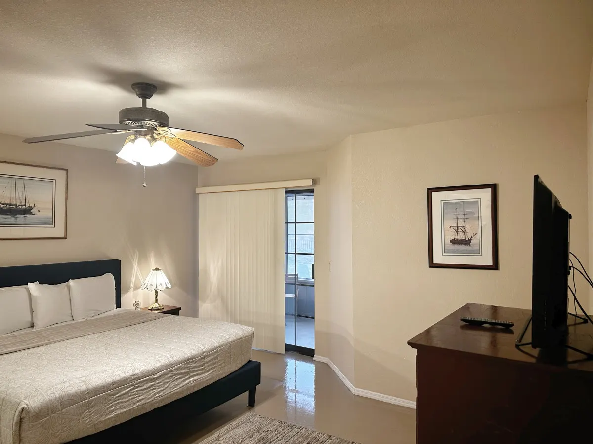 Havasu Coral Reef - Desert Backdrop, Trail Access, Pets, Fire pit 16