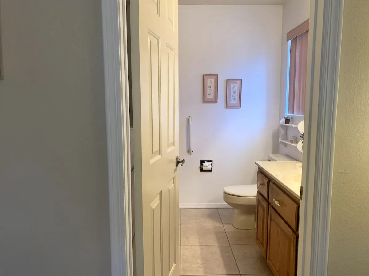 Havasu Coral Reef - Desert Backdrop, Trail Access, Pets, Fire pit 19