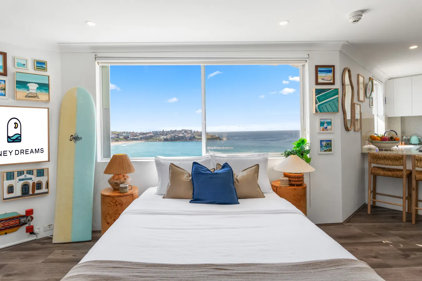OMG Penthouse Beach Views by Sydney Dreams 13