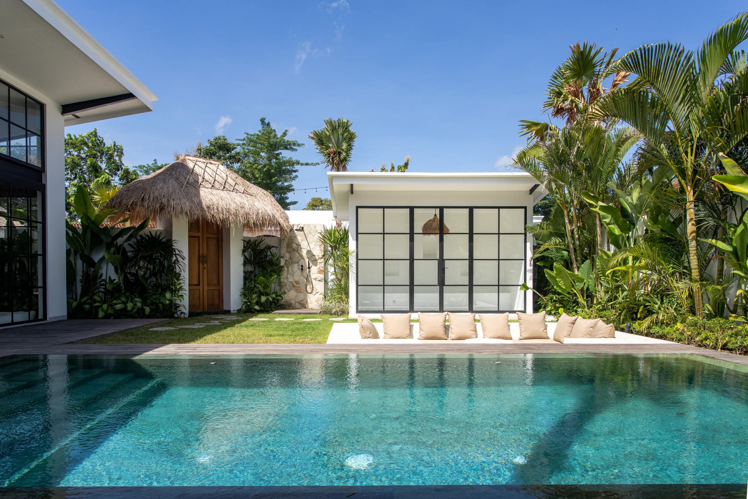 Modern Elegance in Bingin Beach: 3 BR Luxury Villa 6