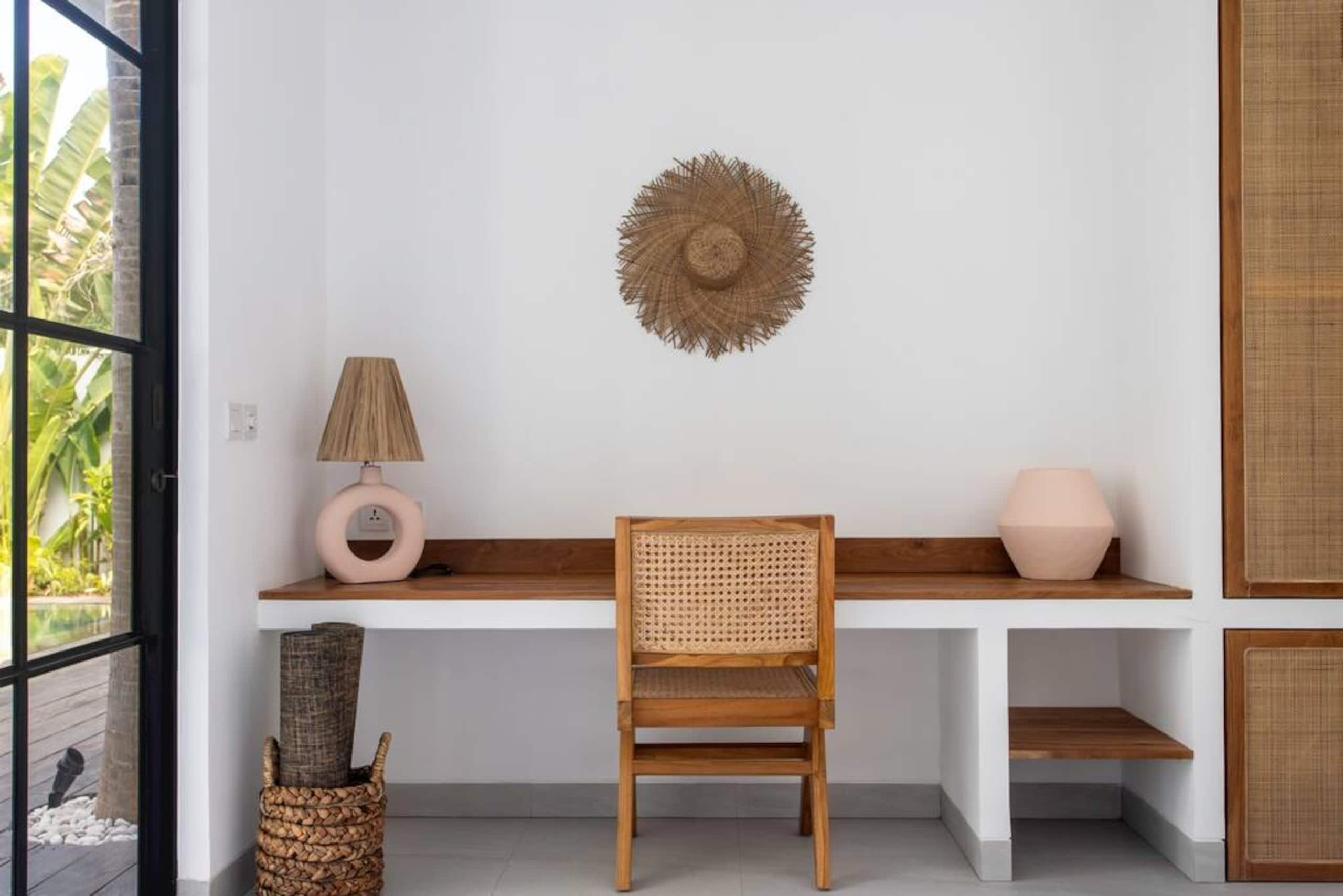 Modern Elegance in Bingin Beach: 3 BR Luxury Villa 34