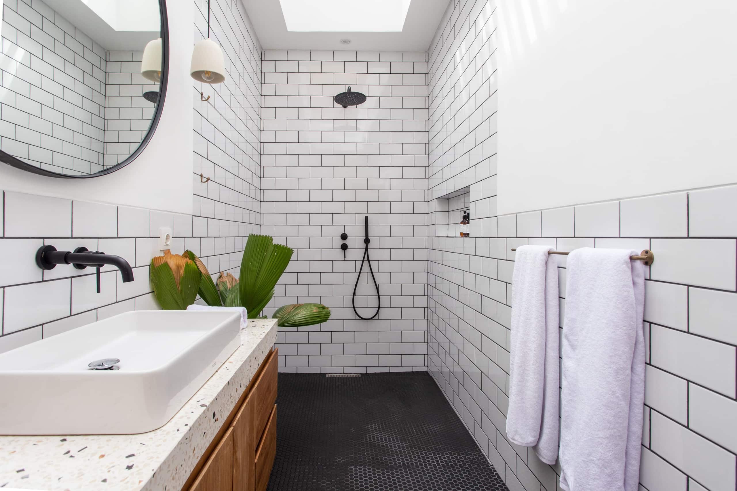 Modern Elegance in Bingin Beach: 3 BR Luxury Villa 28