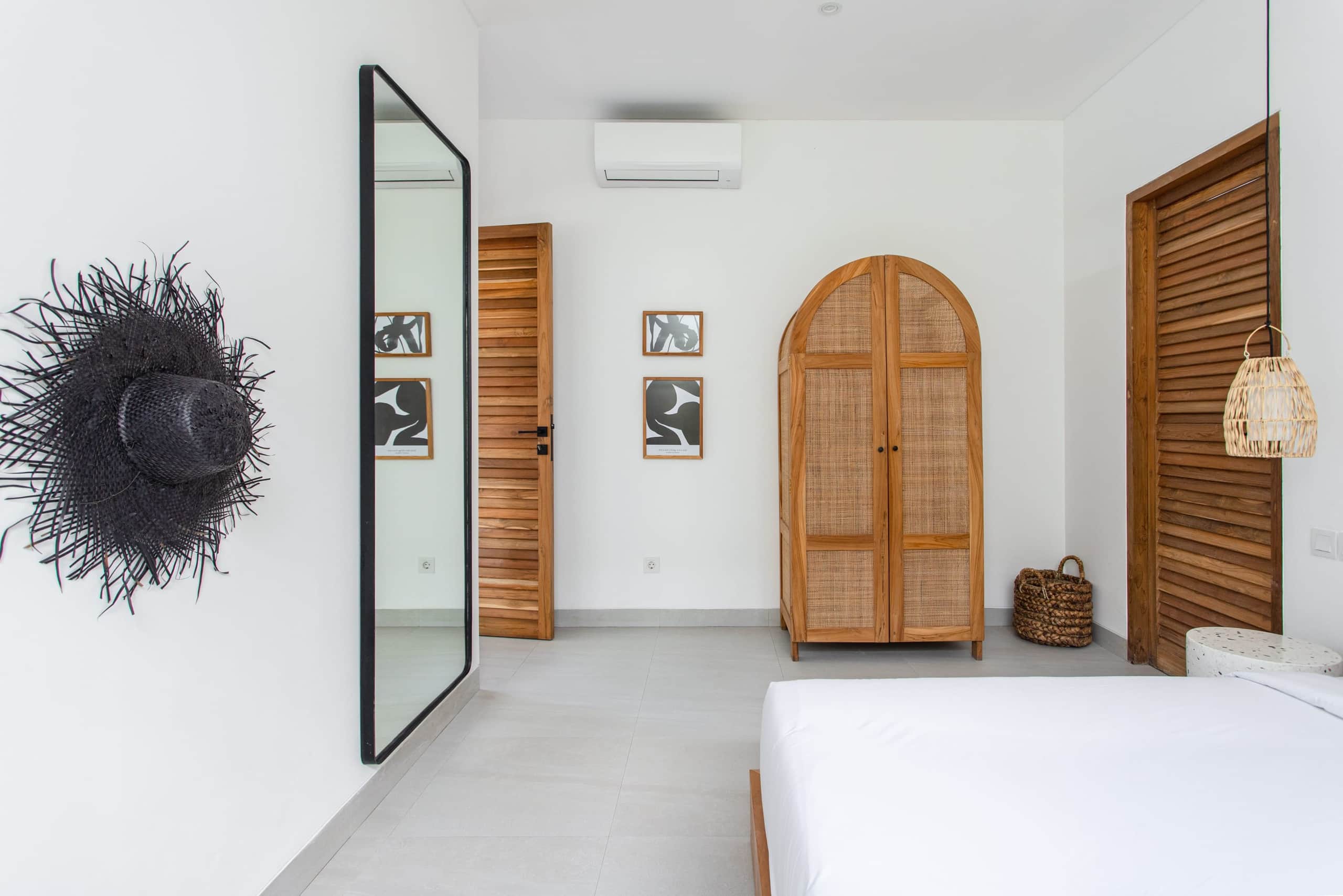Modern Elegance in Bingin Beach: 3 BR Luxury Villa 18