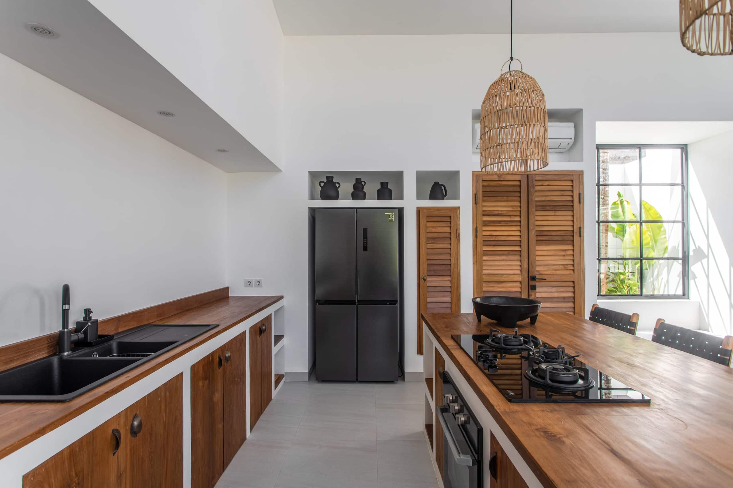 Modern Elegance in Bingin Beach: 3 BR Luxury Villa 10