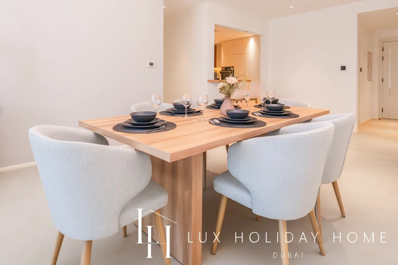 LUX The Premium Marina Sea View Suite 11