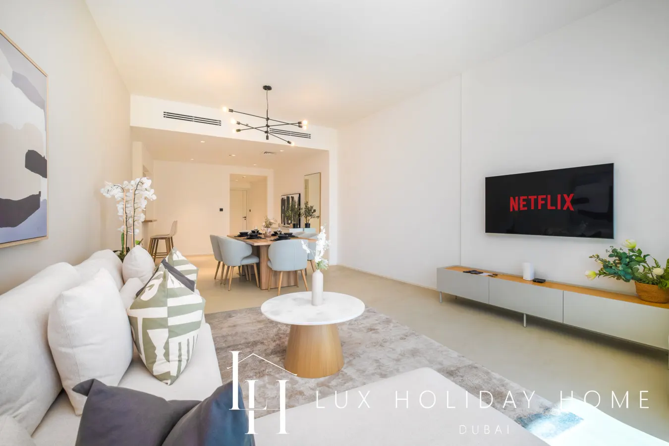 LUX The Premium Marina Sea View Suite 13