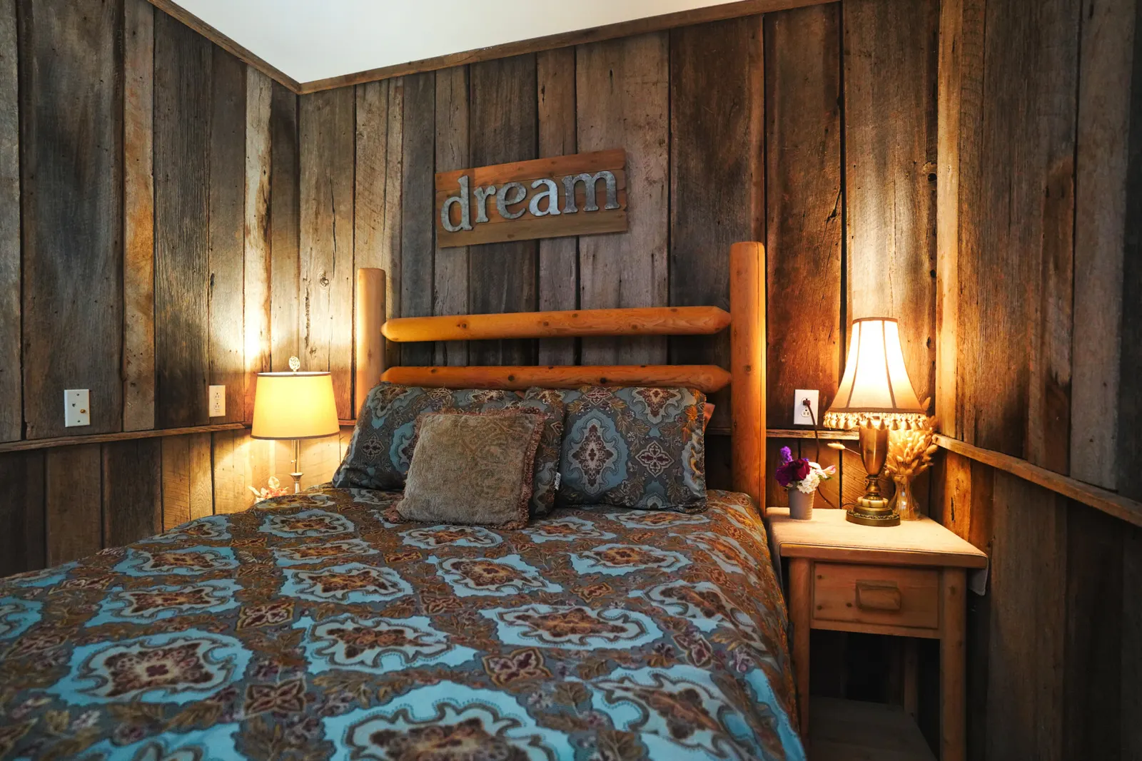 Riverfront Balcony Suite 2
