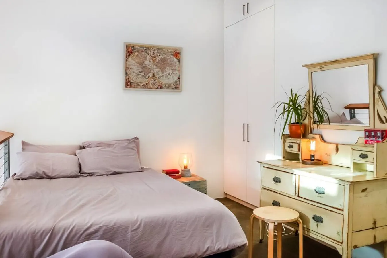 Lofty Loft by Sydney Dreams 13