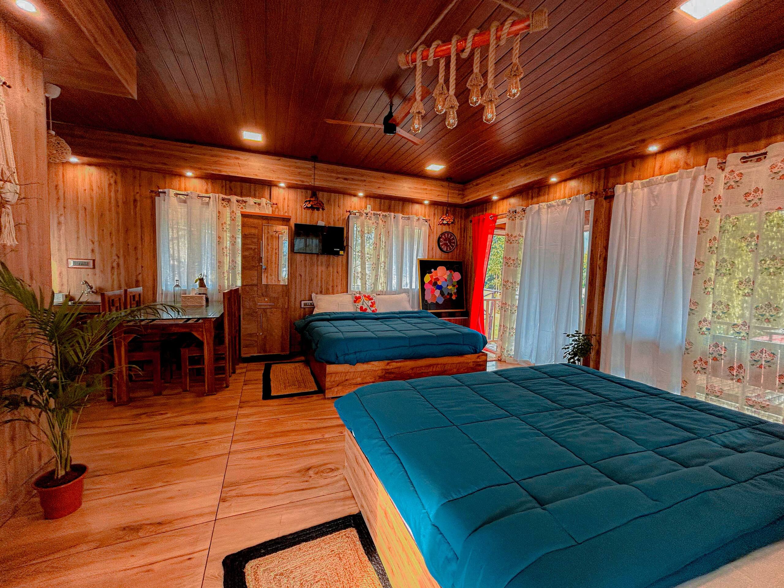 Wooden Studio Villa in Kanthalloor by KanavLiving