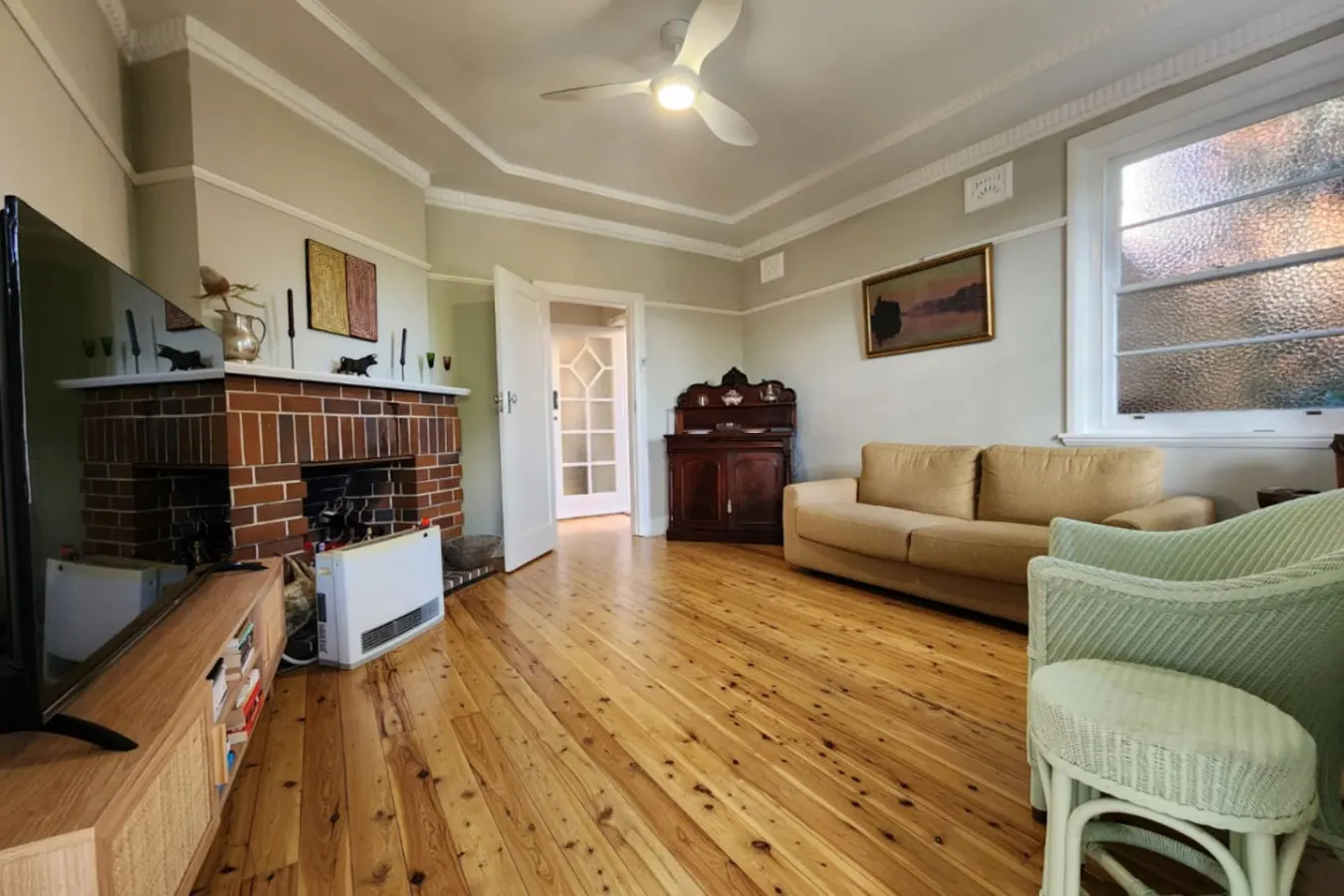 Stunning 2BR Unit in Queenscliff 13