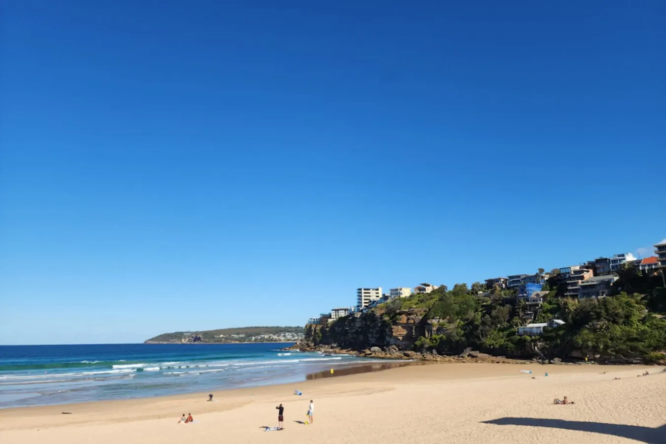 Stunning 2BR Unit in Queenscliff 17