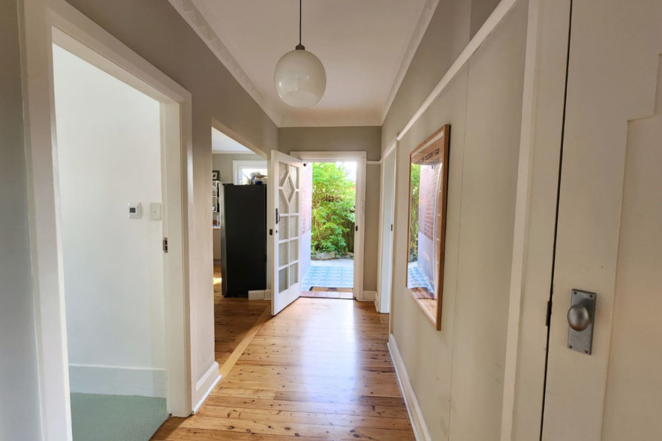 Stunning 2BR Unit in Queenscliff 6