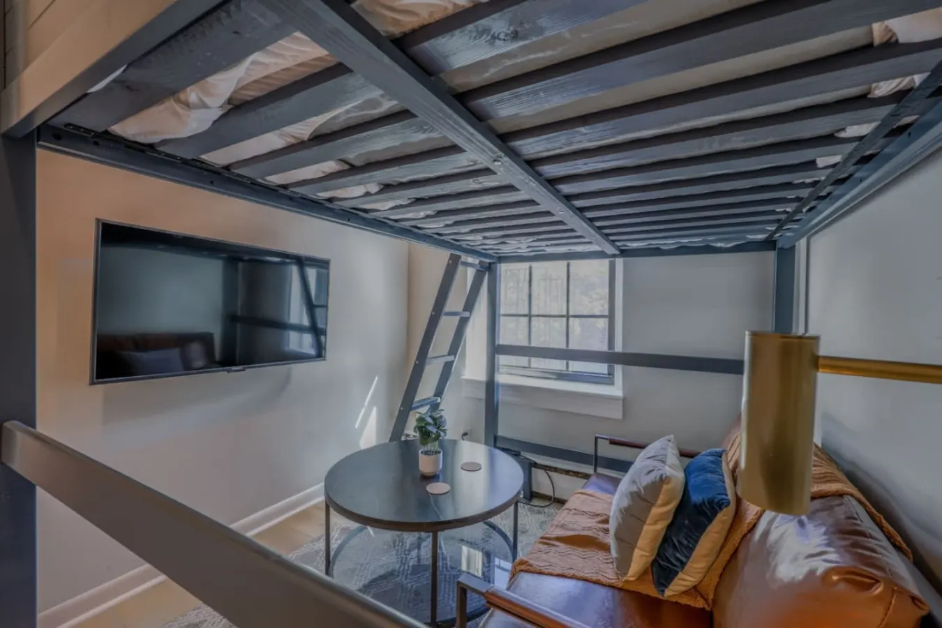 Cozy Studio in the South End 6