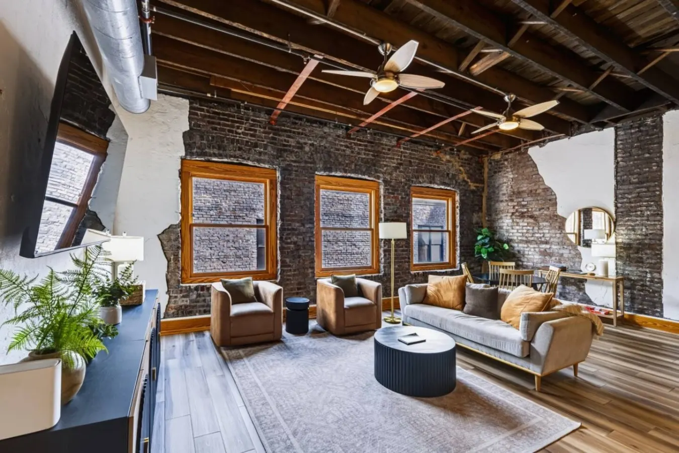 Historic Brick Loft | Heart of Downtown Knoxville