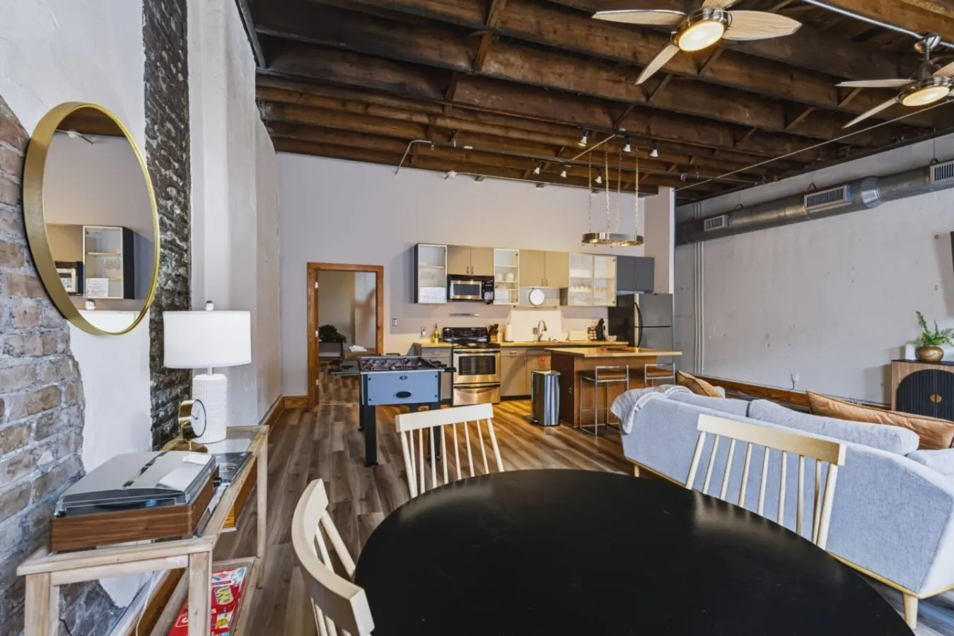 Historic Brick Loft Heart of Downtown Knoxville 7