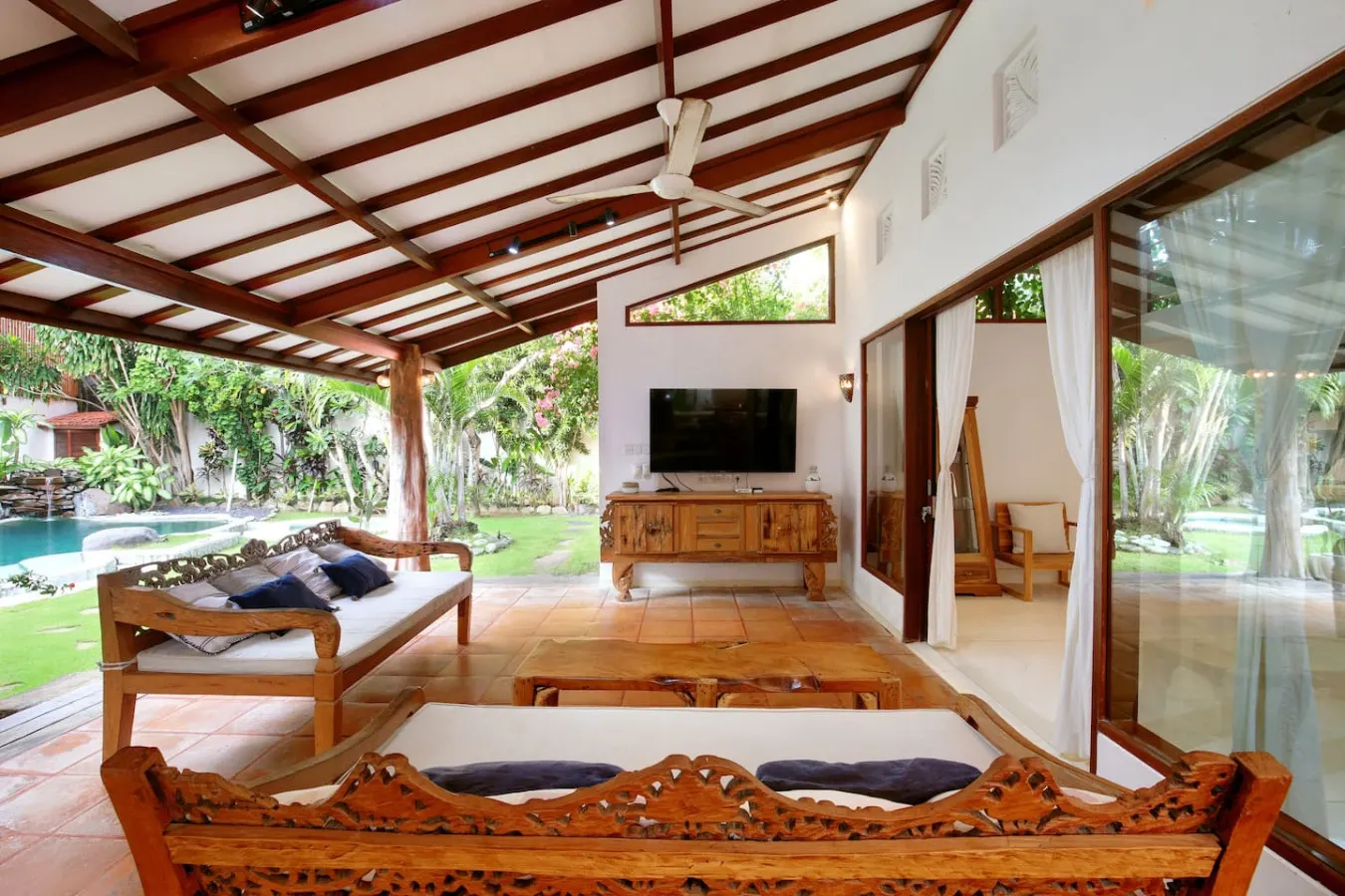 Lepa Villa 3.5 bedroom oasis in Legian — photo 5