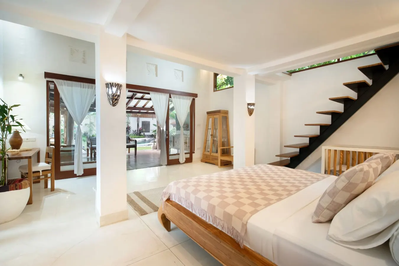 Lepa Villa 3.5 bedroom oasis in Legian 7