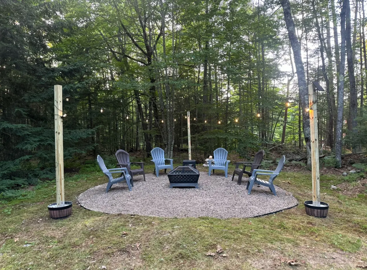Cozy Stay • Near Lakes & Downtown Bridgton — photo 2