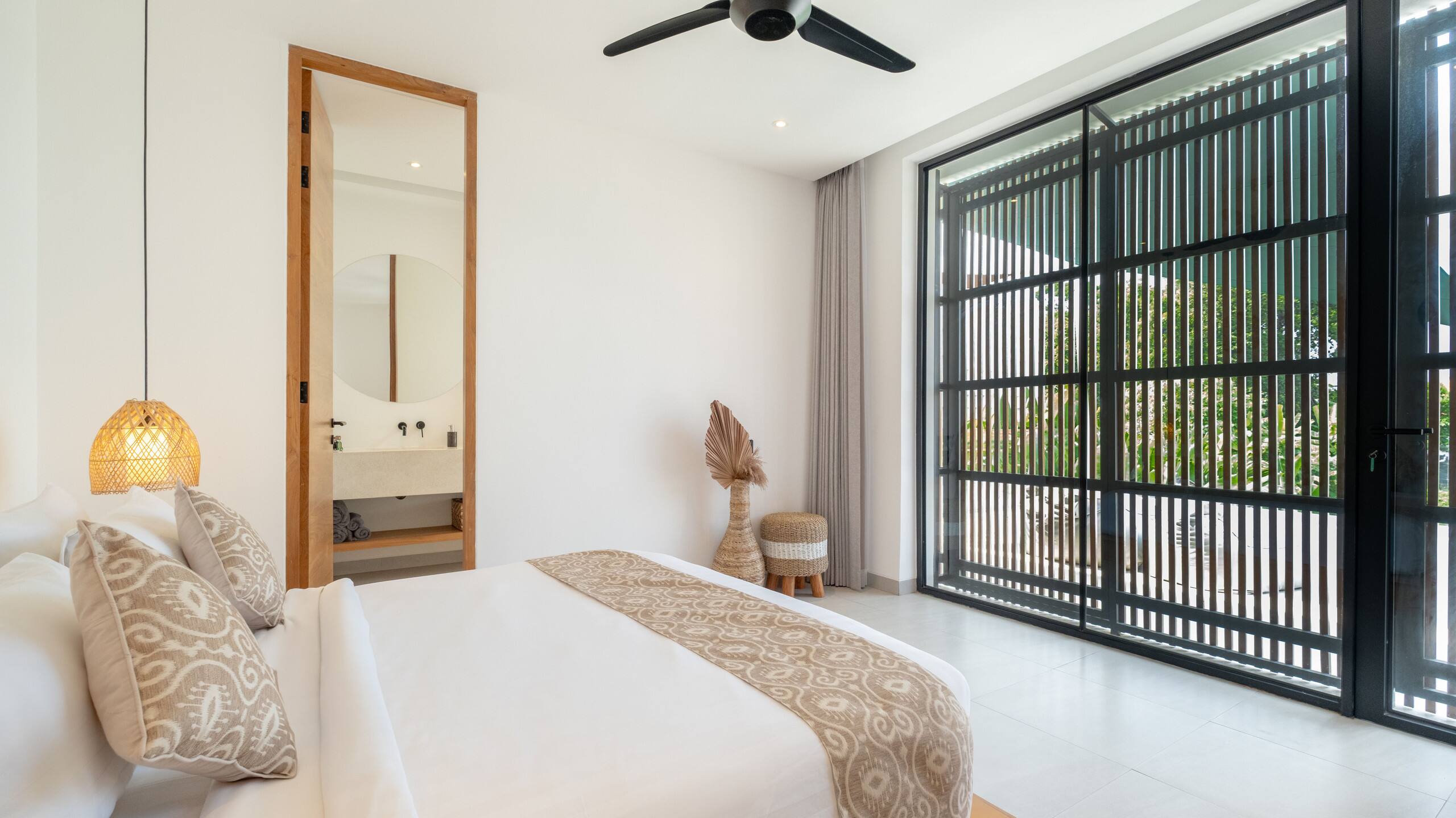 Modern 2BR Villa • 2 Free Breakfasts for 5N+ 12