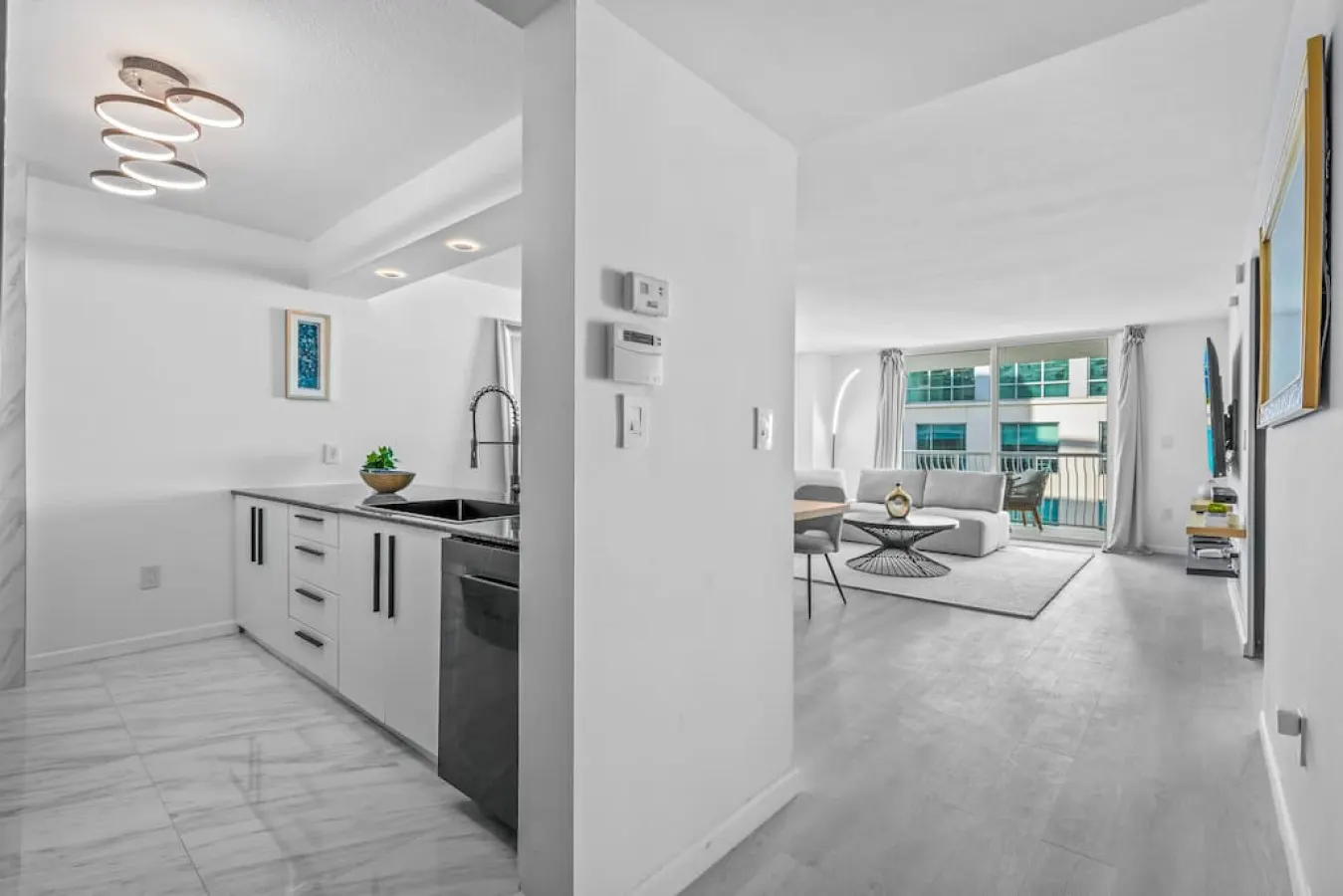 High Rise Unit in the heart of Brickell 10