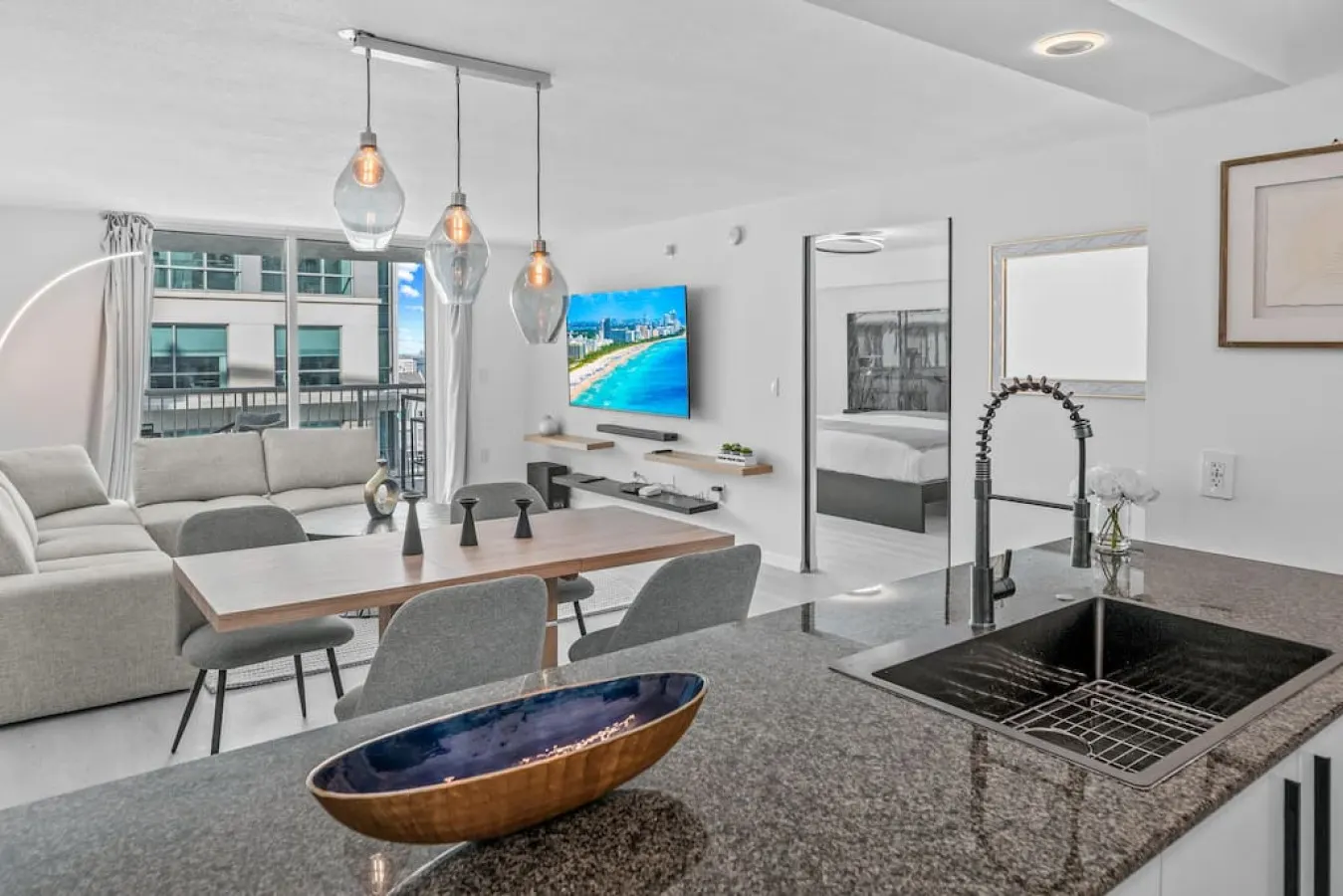 High Rise Unit in the heart of Brickell 6