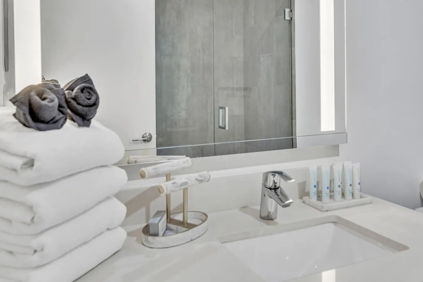 Nice Condo Downtown Miami 16