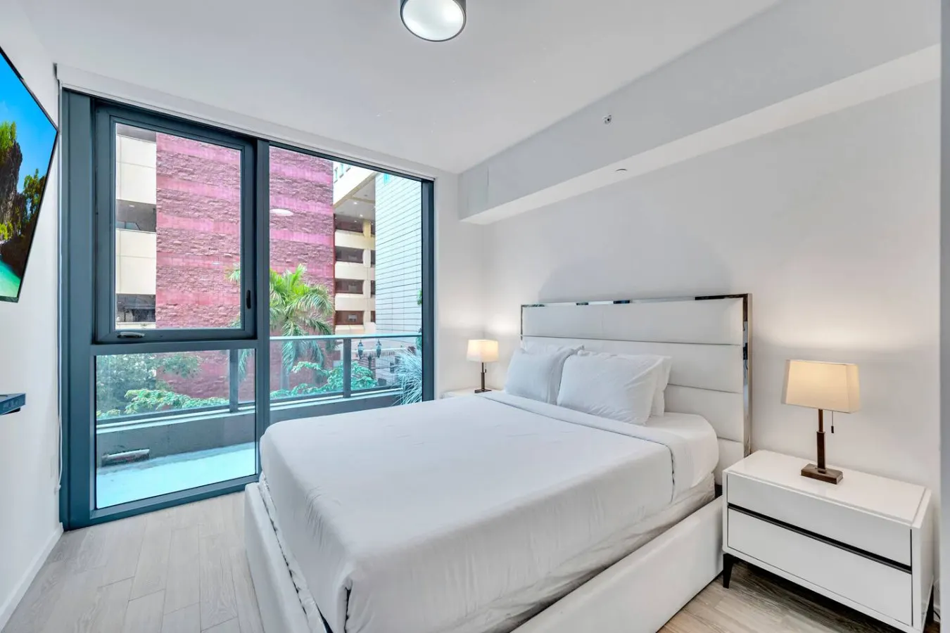 Nice Condo Downtown Miami 18