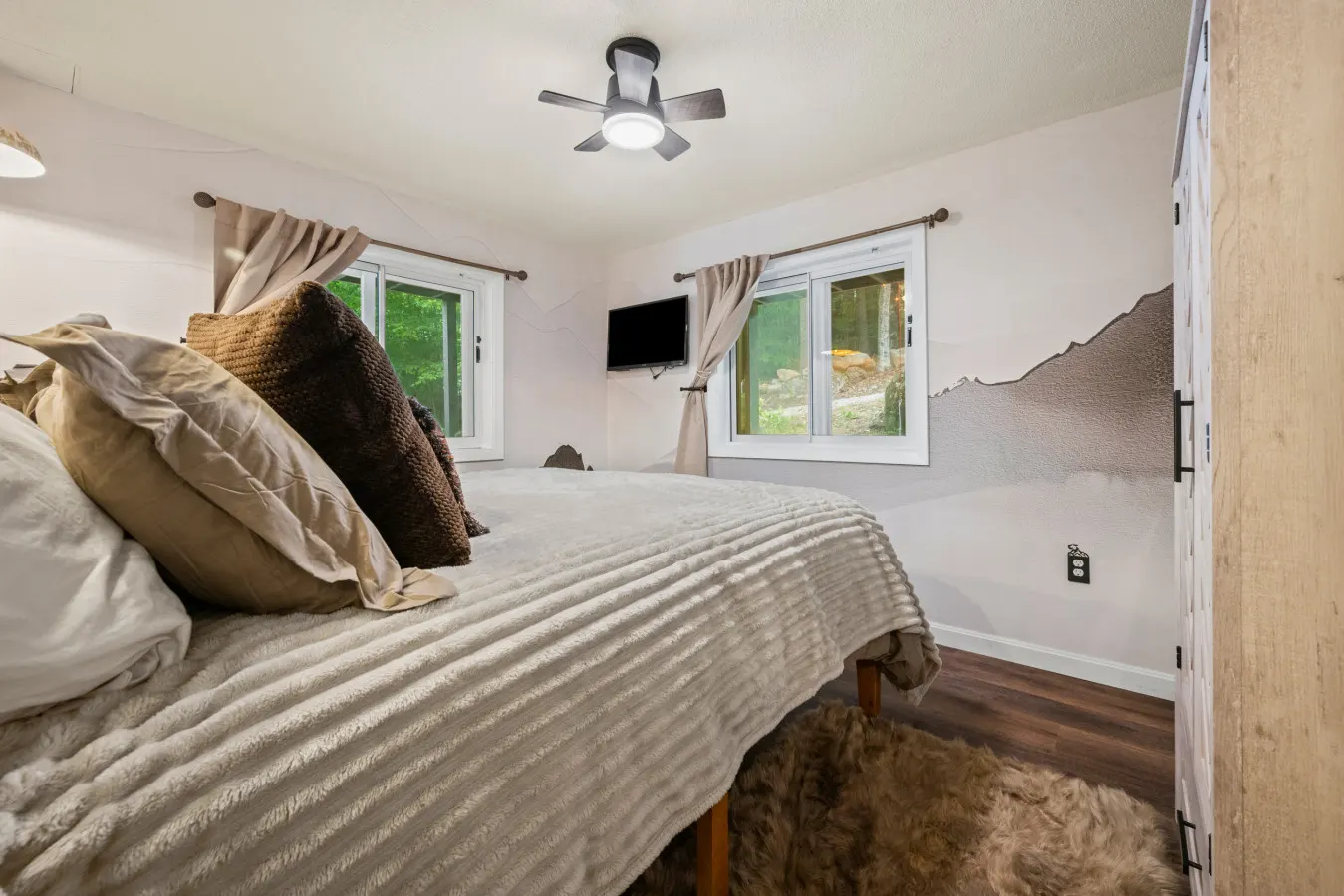 The Crimson Cocoa Chalet 19