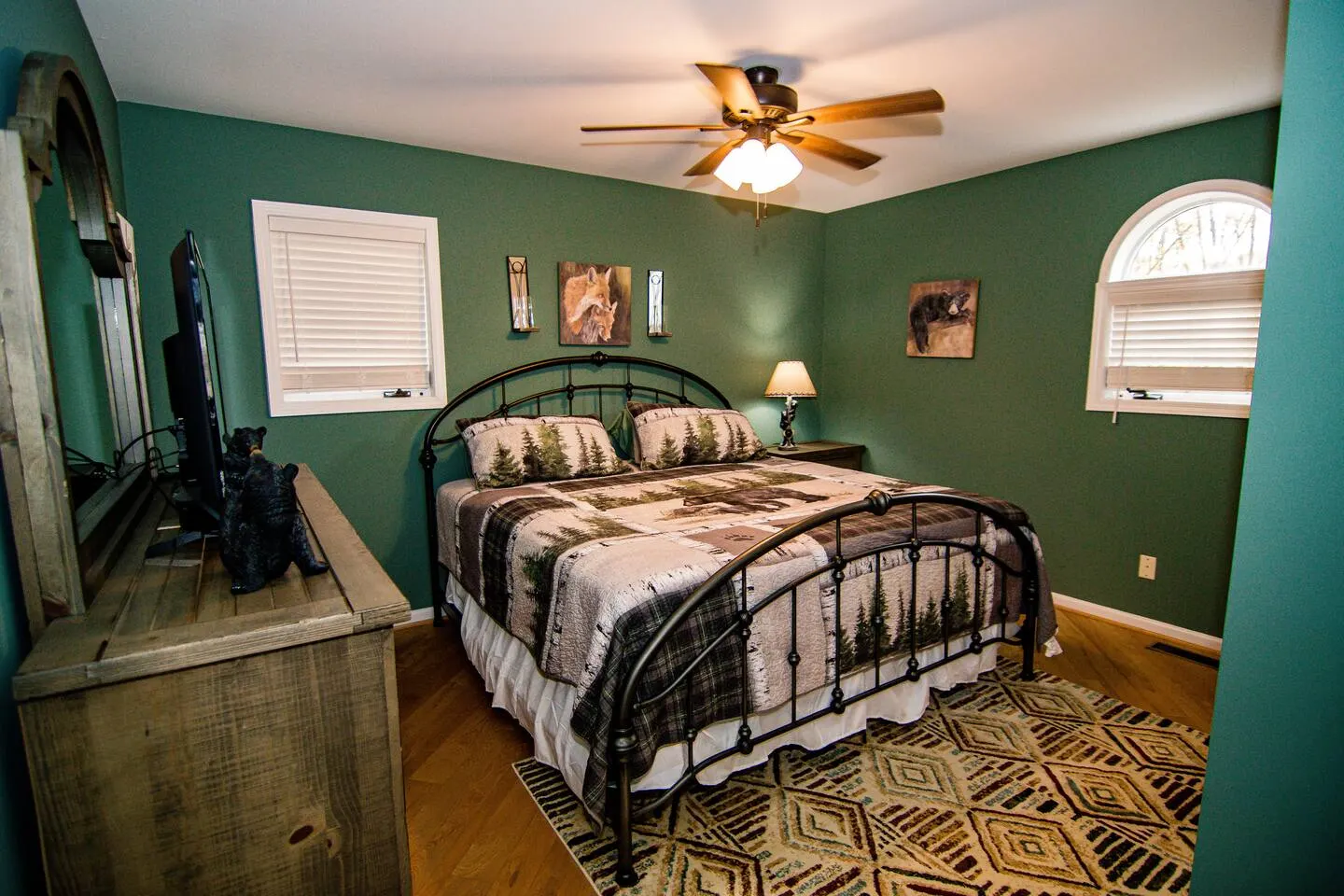 Deep Creek Lakehouse: Hot Tub, Game Room, Fire Pit 13