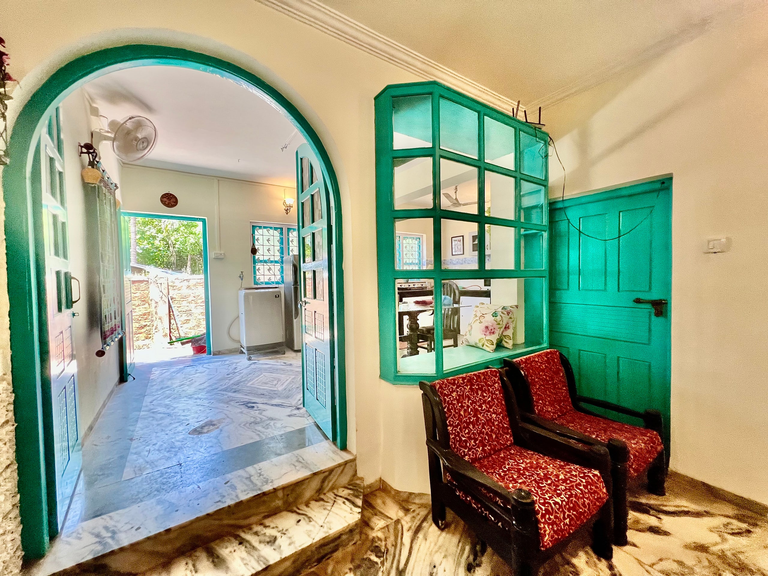 The Cider 3BHK Patnem| Sleeps10| AC~Wifi~Beach2min 10