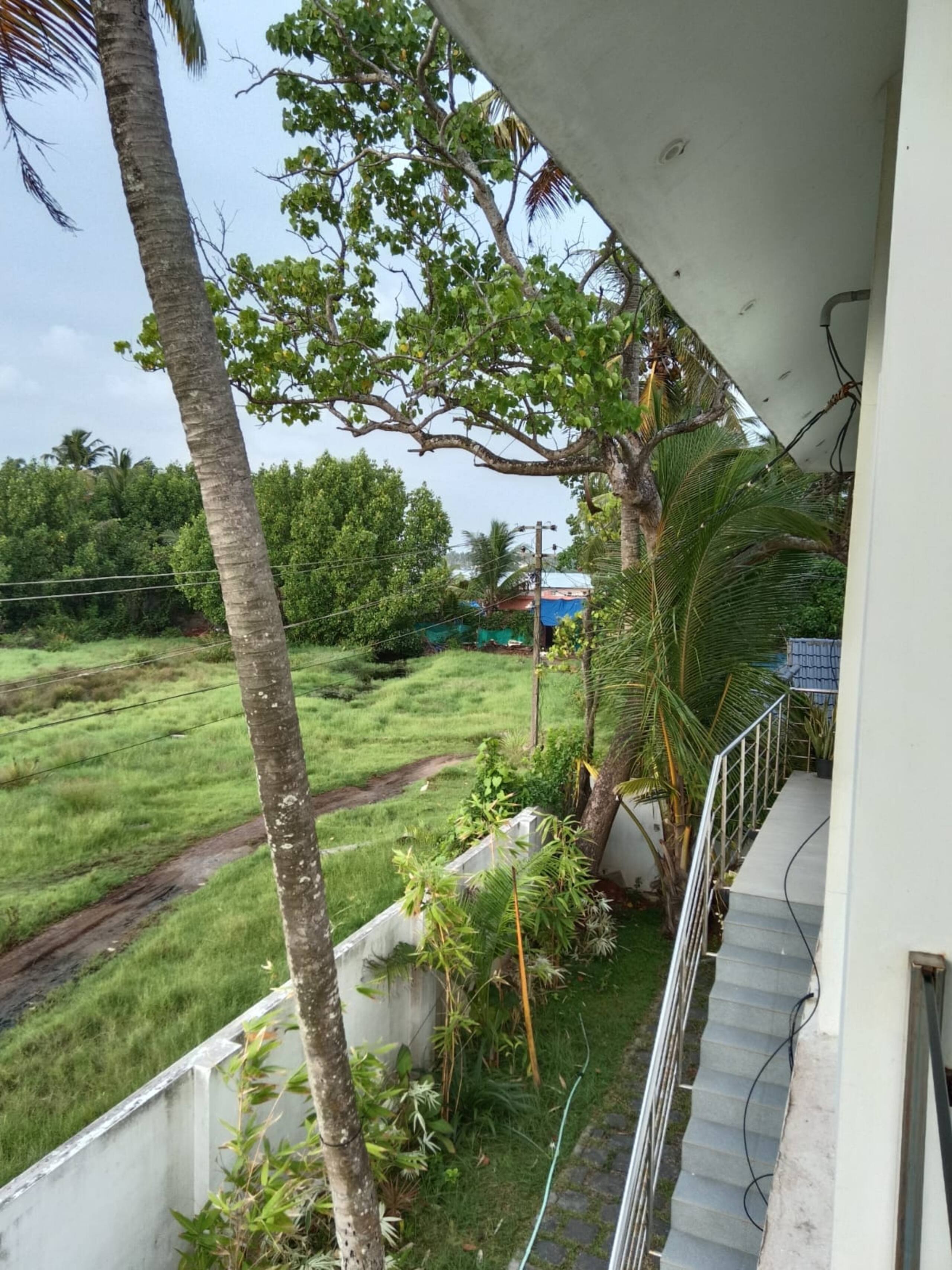 Theeraa stunning beachfront villa in Cherai 16