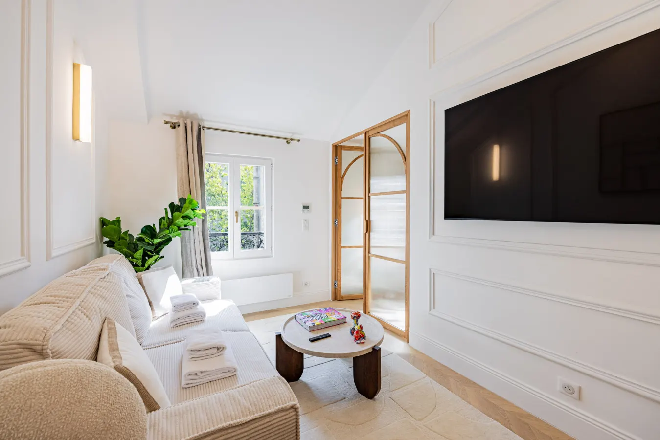 9 New suite 4 personnes- Saint Germain Notre-Dame — photo 2