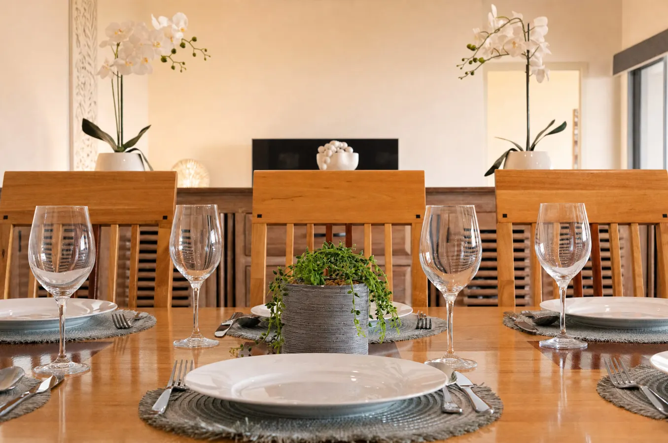 Zen Coastline: pool - balcony dining - seaview 14