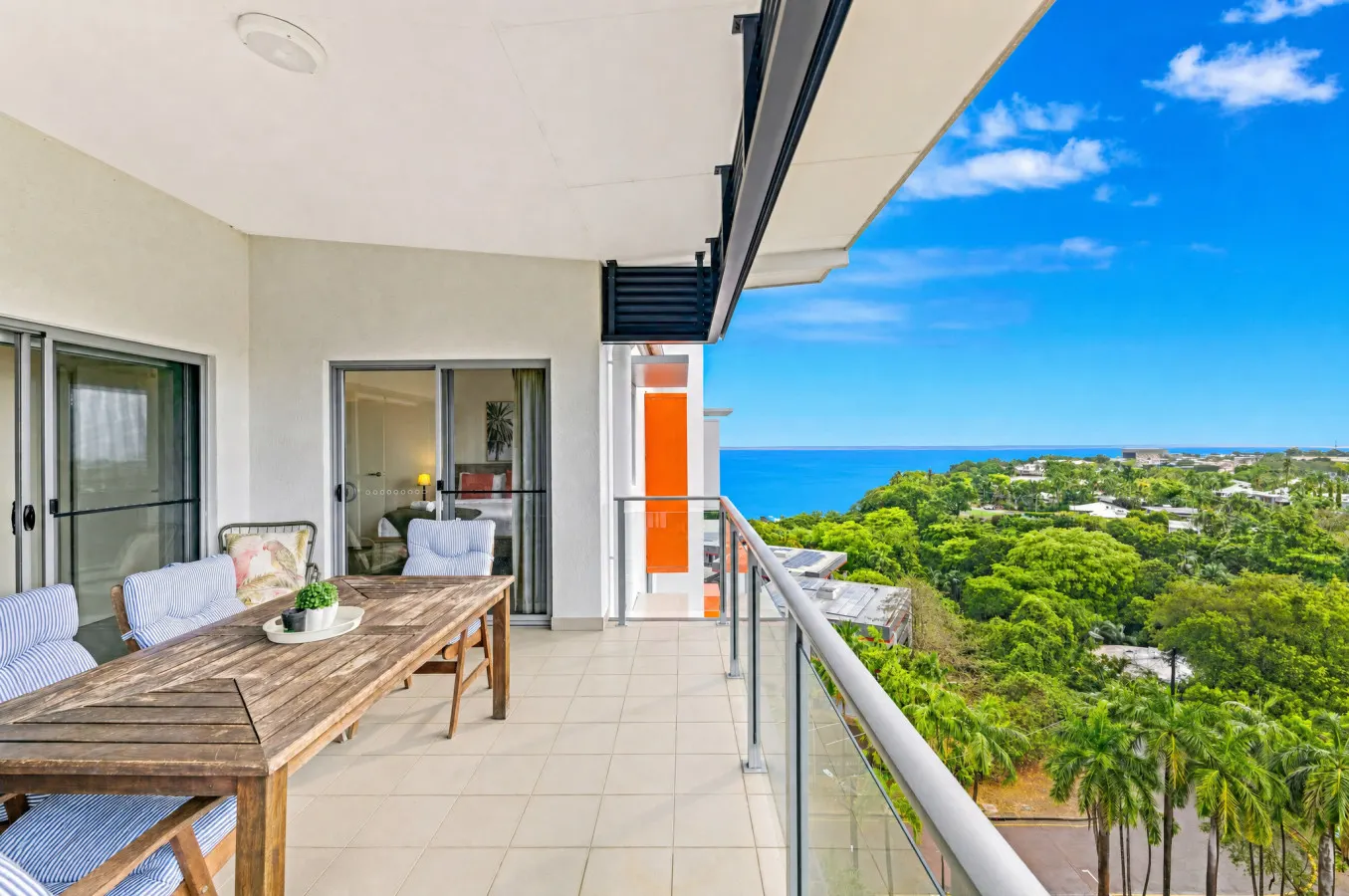 Zen Coastline: pool - balcony dining - seaview 6