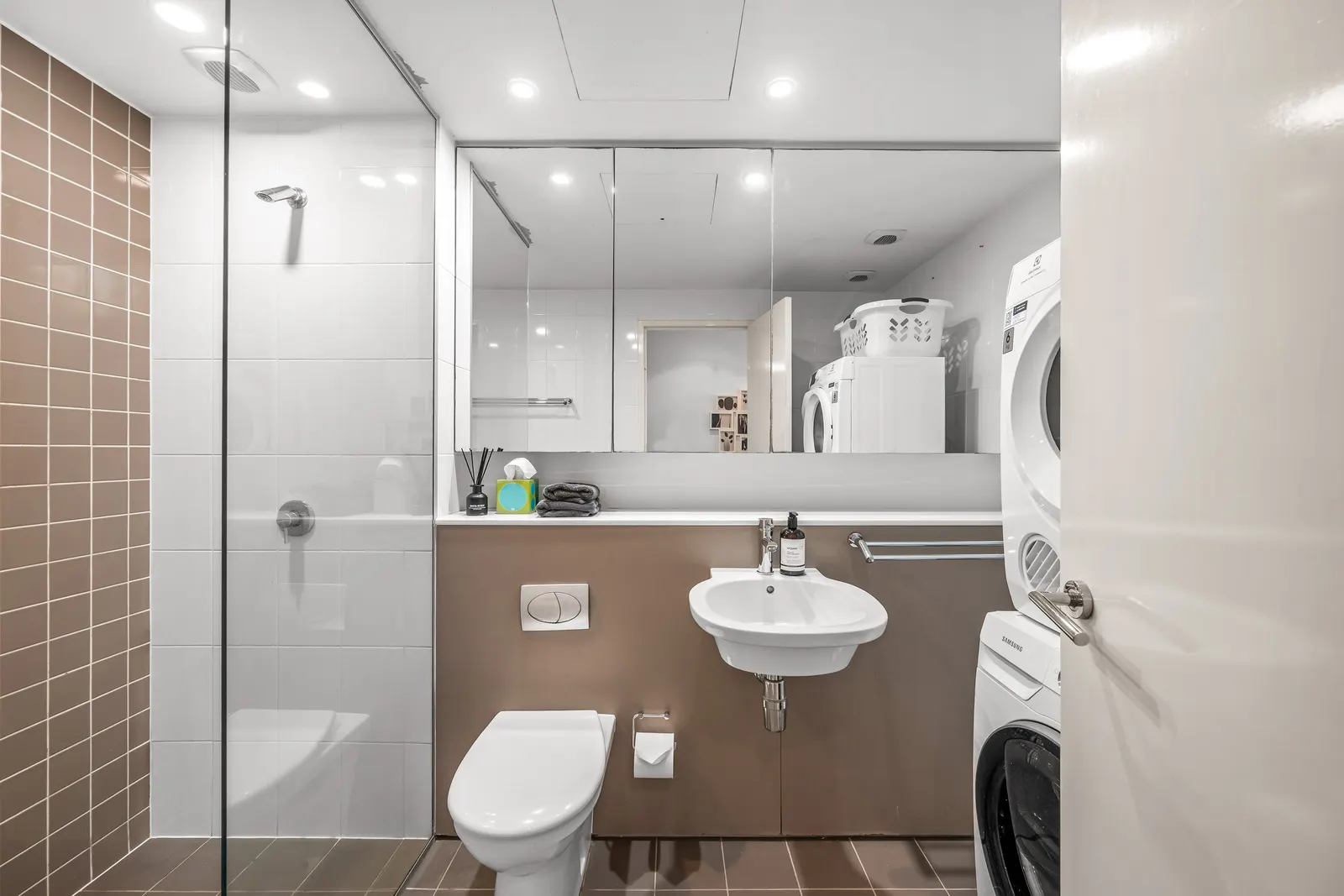 Vela Stay Harbourfront, Walkable & Parking 16