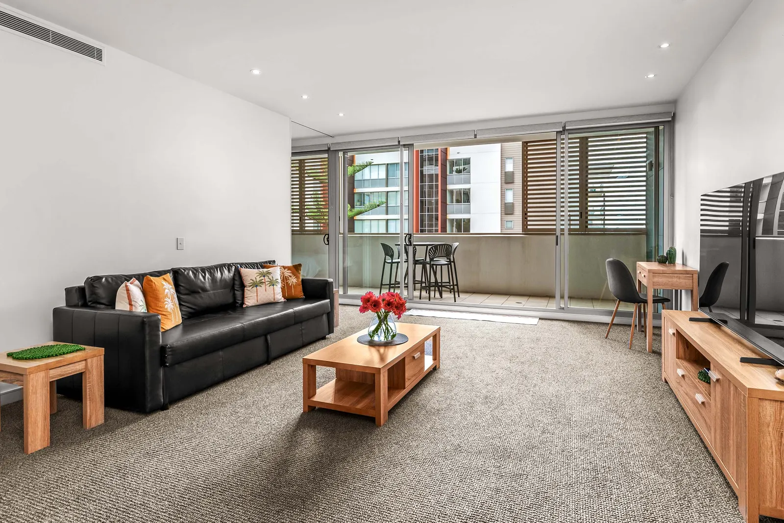 Vela Stay Harbourfront, Walkable & Parking 8