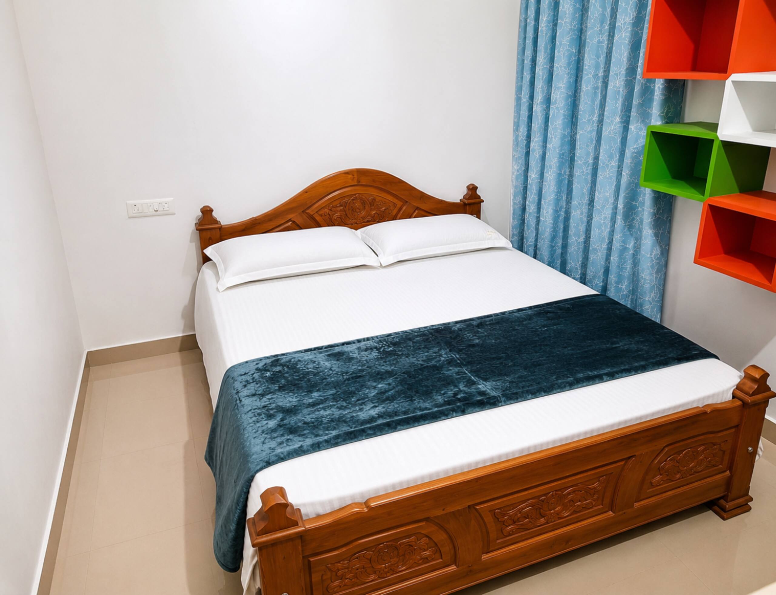 Bougainvillea homestay {4BHK} with swimming pool 8