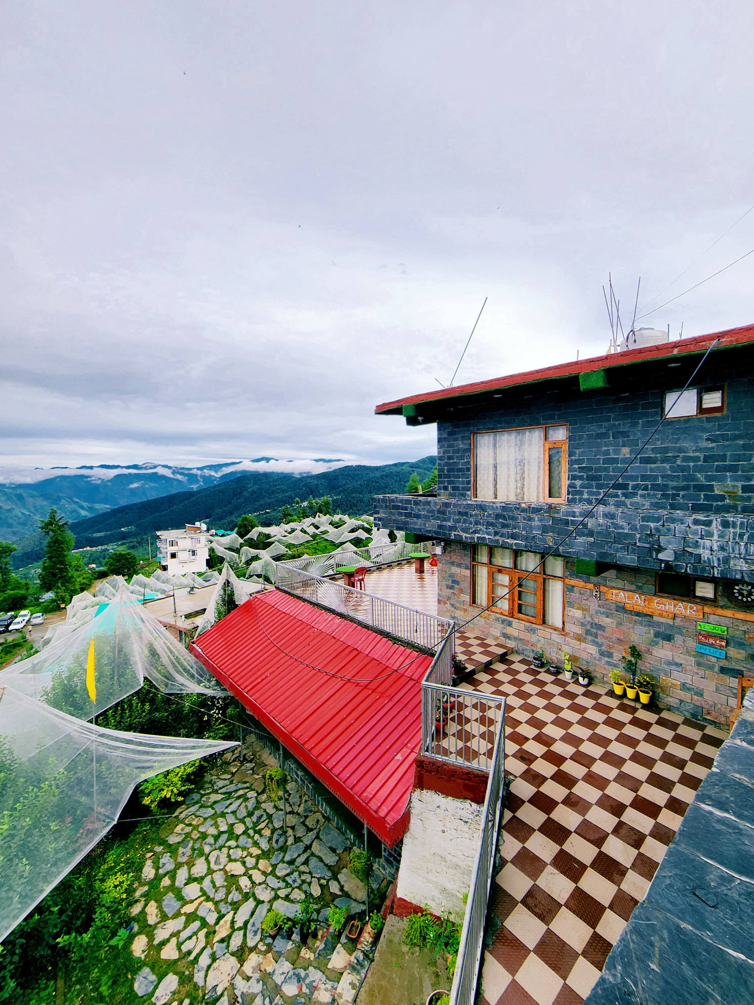 7 room villa Talaighar Farmstay shimla kufri 1