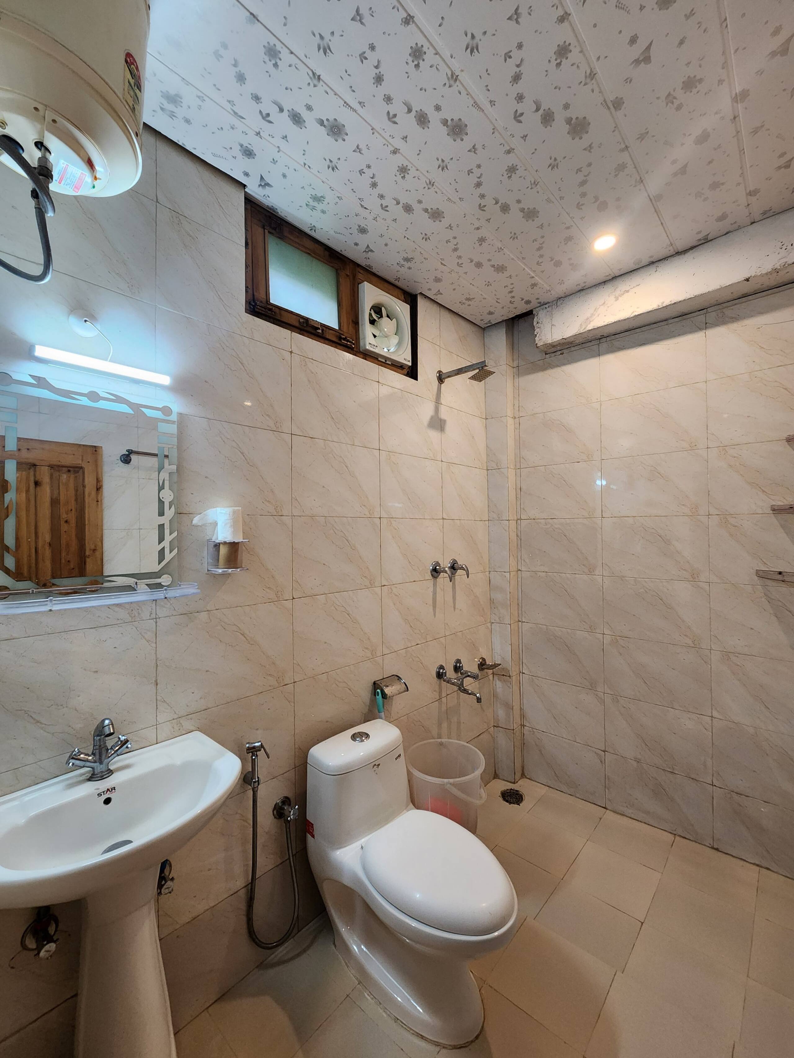 7 room villa Talaighar Farmstay shimla kufri 36