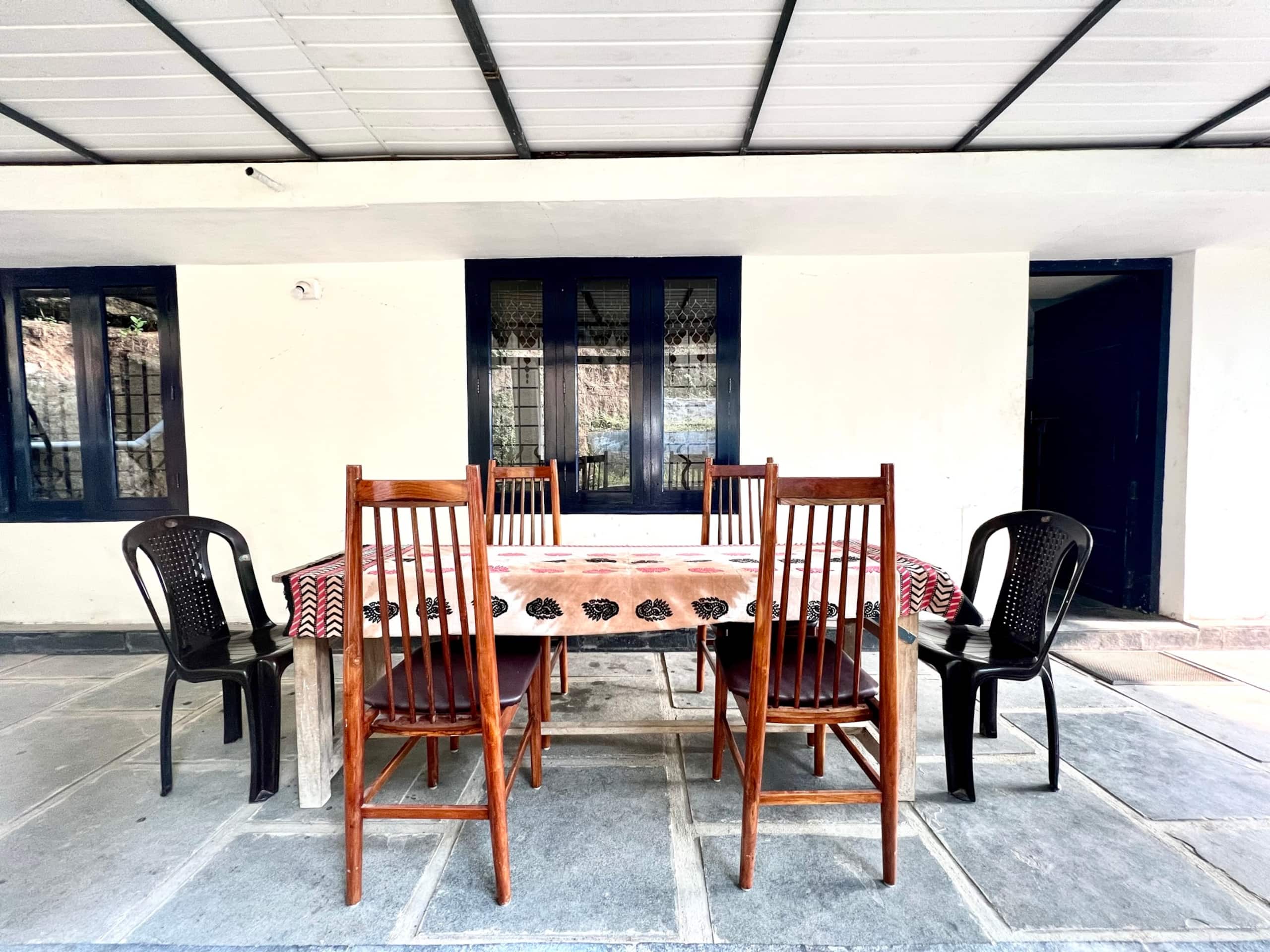 Lakeview Inn, Kallarkutty - Waterfront Homestay 5